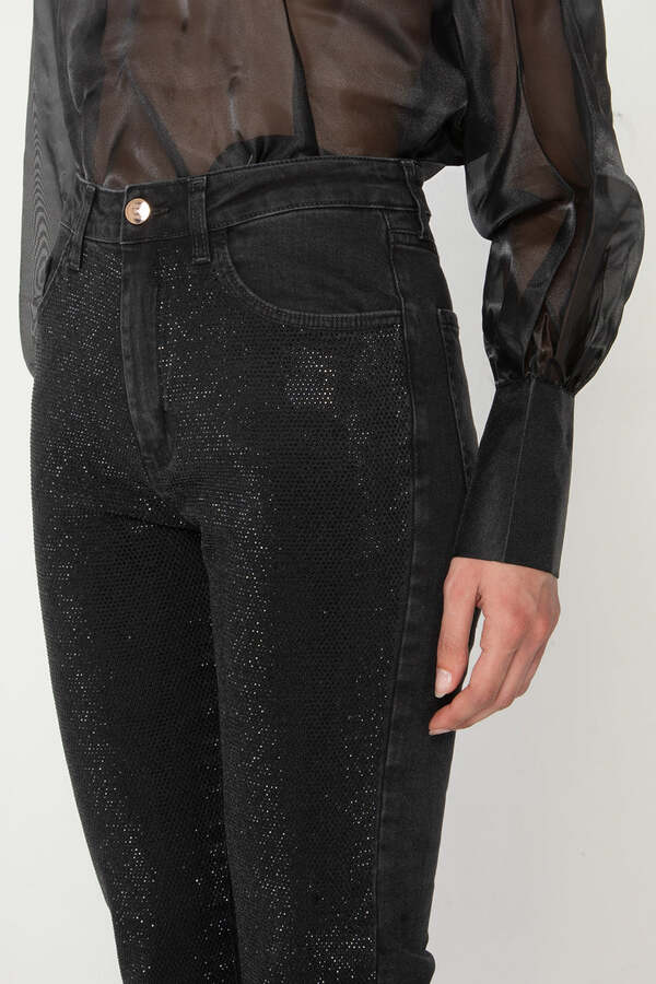 Pantalones denim negros ajustados con detalles de strass tono sobre tono - Odi et Amo